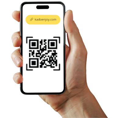 Scan du QR code avec un smartphone pour activer son e-chèque KadoEnjoy chez le commerçant